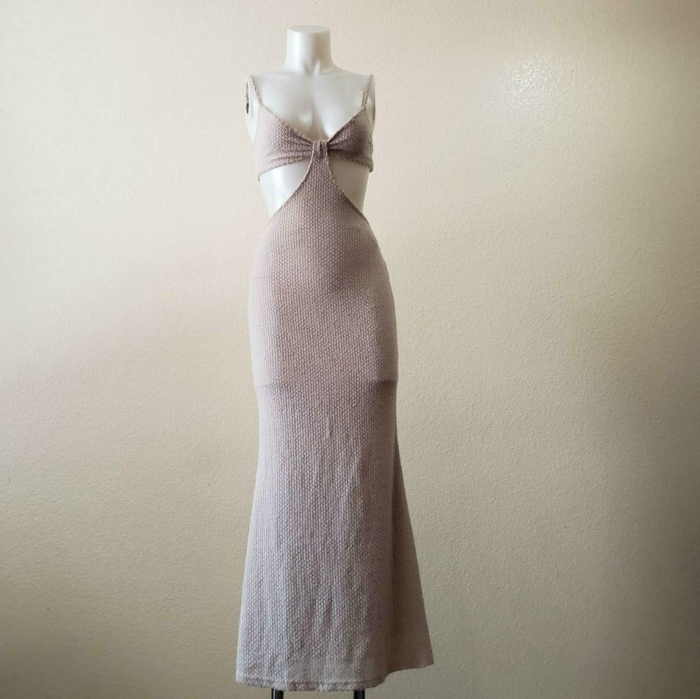 Princess Polly SHANNI MAXI DRESS BEIGE used size 2